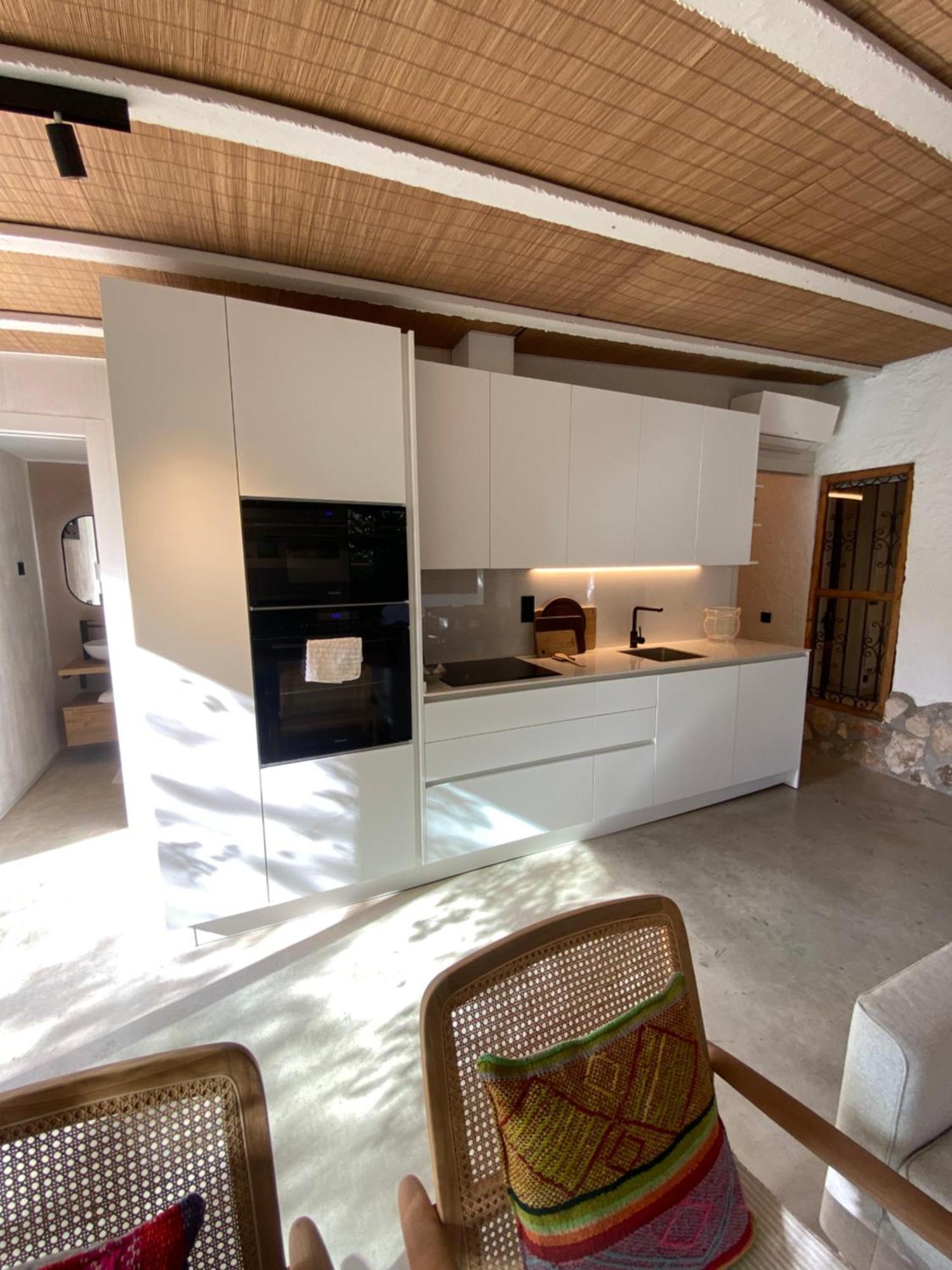 Bond Beach Village Алтафула Екстериор снимка